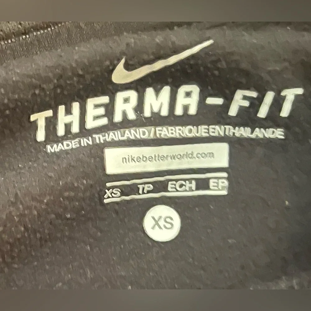 Nike womens thermafit